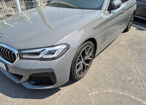 2021 BMW 530i, photograph 3