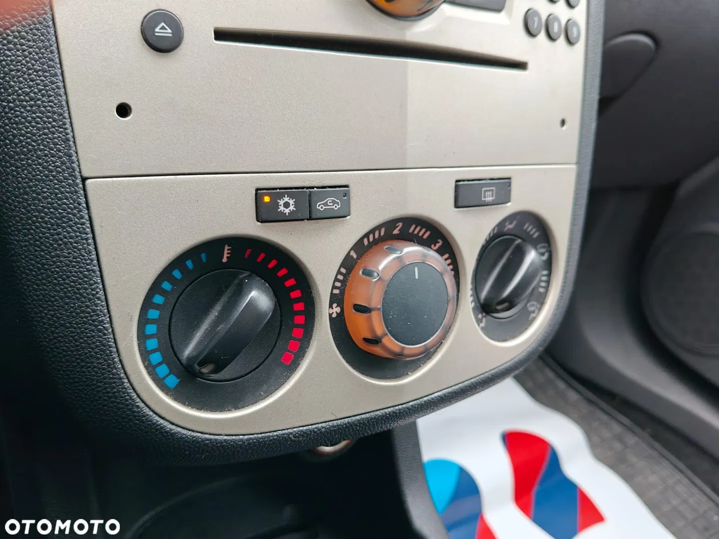 2006 Opel Corsa 1.2 16V Cosmo, photograph 11
