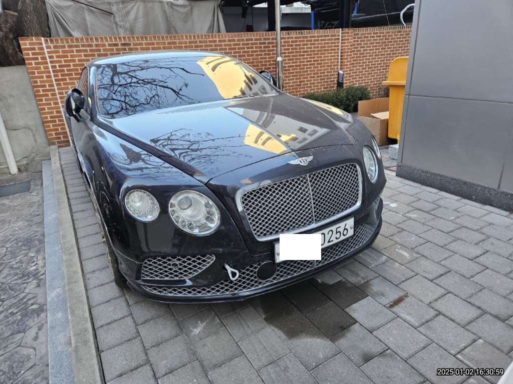 2016 Bentley New Continental GT Speed, photograph 1