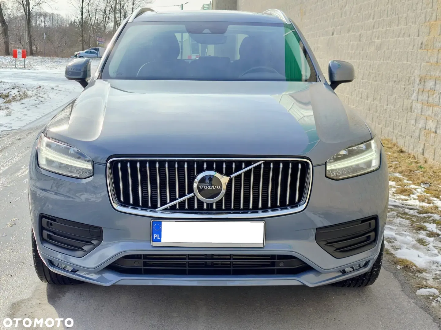 2020 Volvo XC 90 T5 AWD Geartronic Momentum, photograph 2