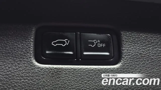 Kia Canival Diesel 9-Seater Noblesse — photo 1 of 37