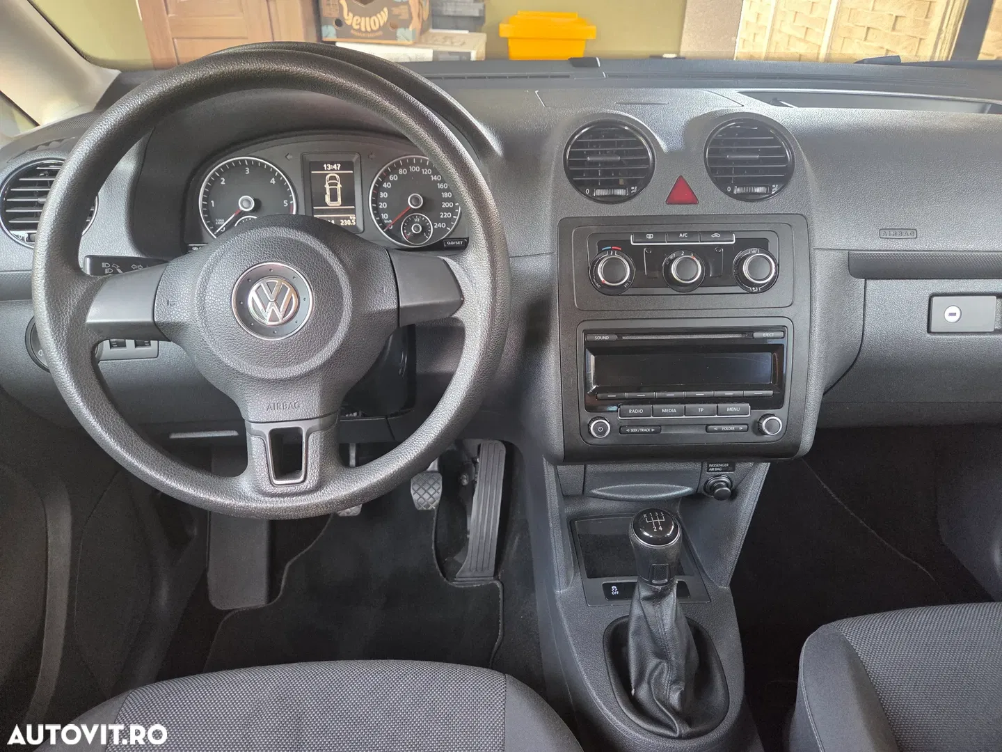 2013 Volkswagen Caddy, photograph 12