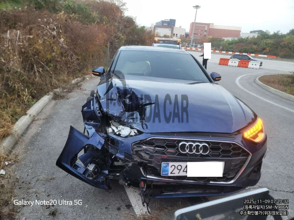 2023 Audi A4 40 TFSI, photograph 5