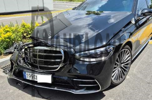 2023 Mercedes-Benz S500 4MATIC, photograph 1