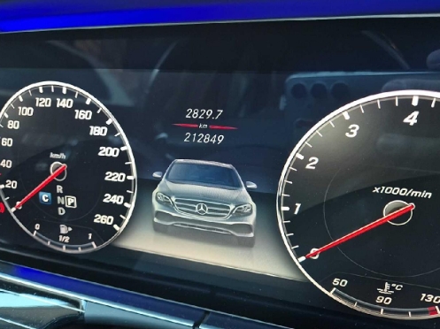 2018 Mercedes-Benz E400 4Matic, photograph 2