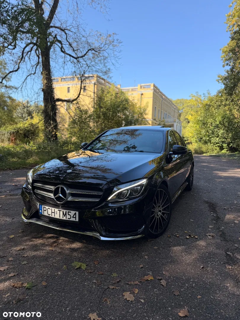 2016 Mercedes-Benz Klasa C 400 4Matic 9G-TRONIC AMG Line, photograph 2