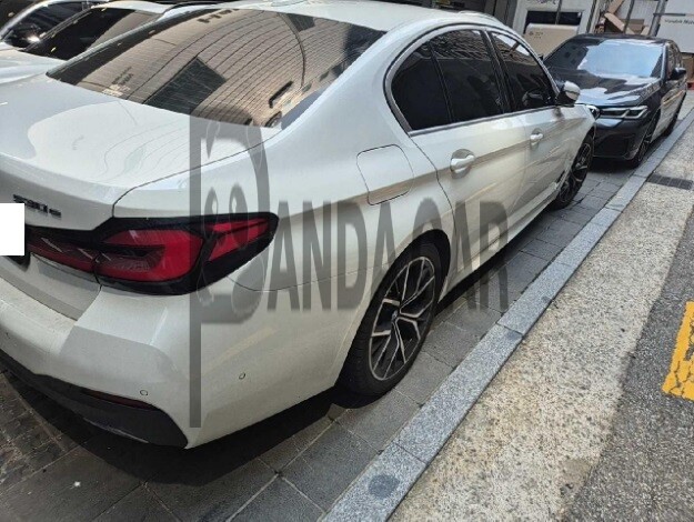 2021 BMW 530e, photograph 4