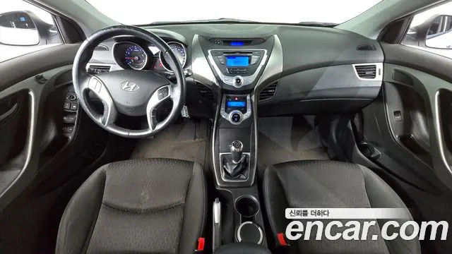 Hyundai AVANTE M16 GDI Luxury — photo 1 of 31