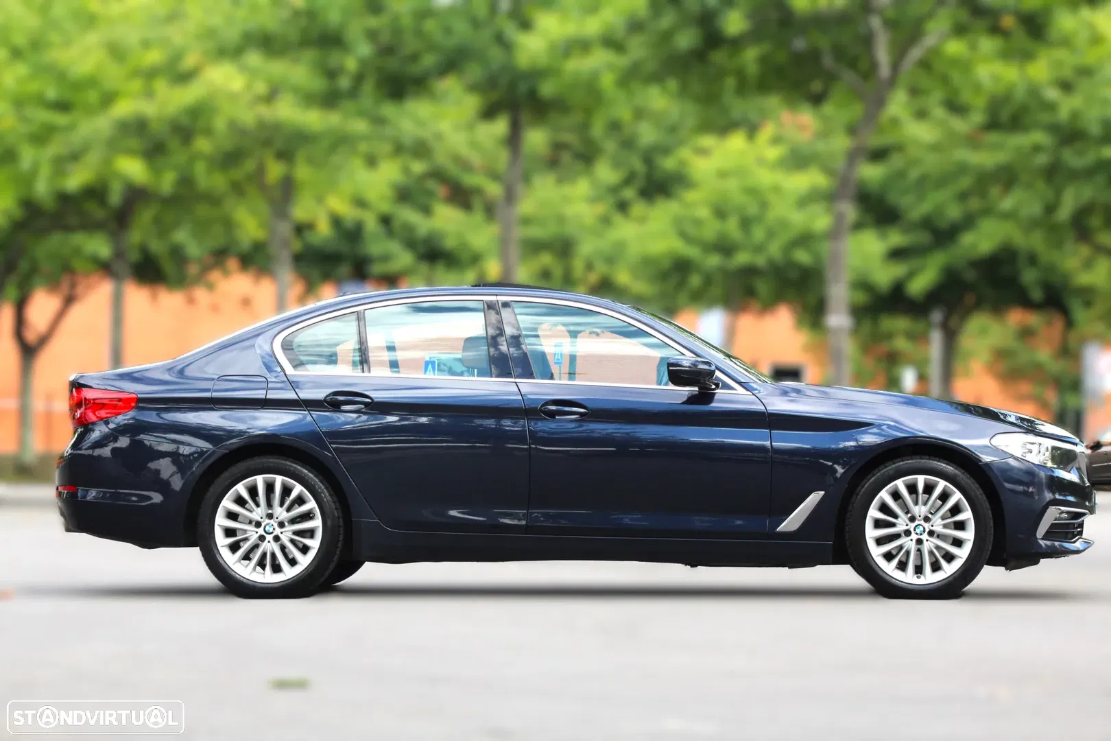 2018 BMW Série 5 d Line Luxury Auto, photograph 6