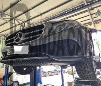 2017 Mercedes-Benz E300 4Matic, photograph 4