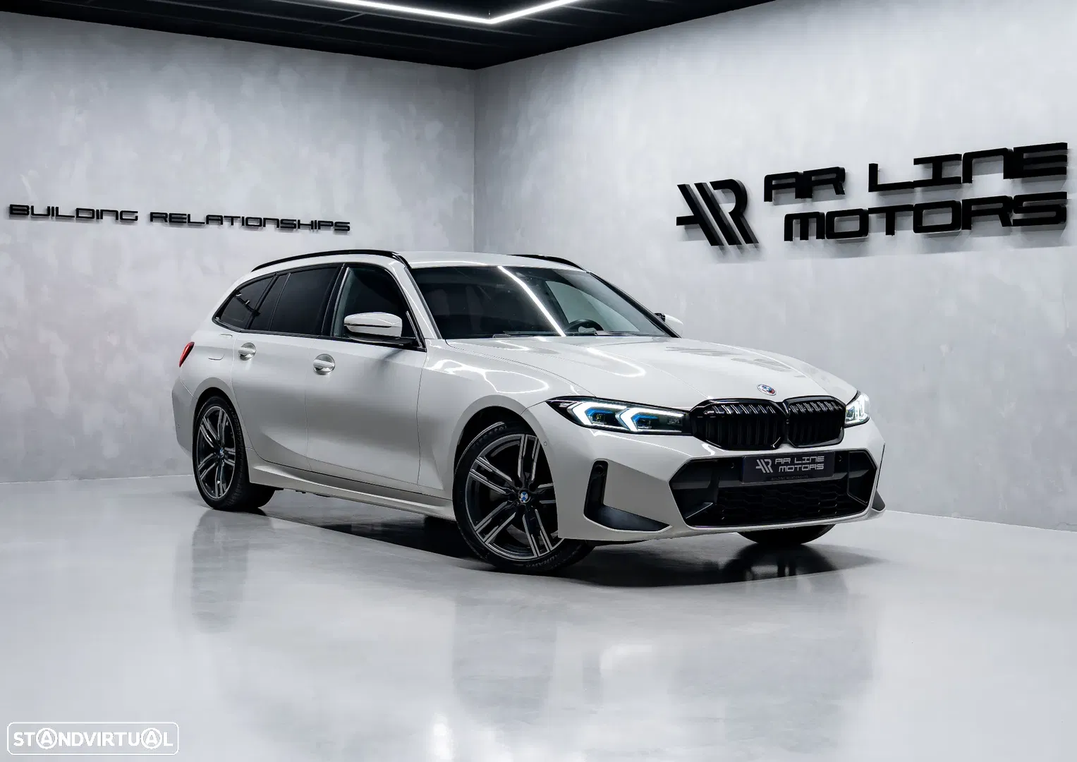 2023 BMW Série 3 e xDrive Aut. M Sport, photograph 2