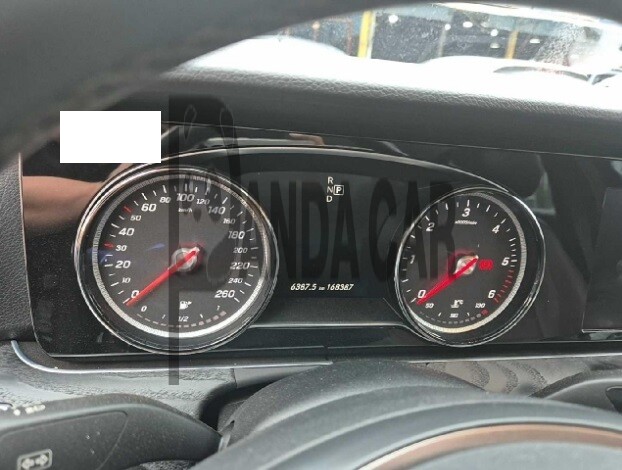 2018 Mercedes-Benz E220 d, photograph 5