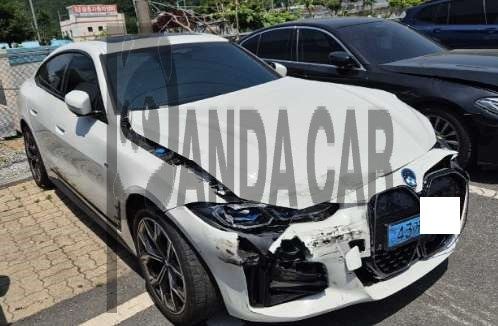 2024 BMW i4 eDrive40, photograph 5
