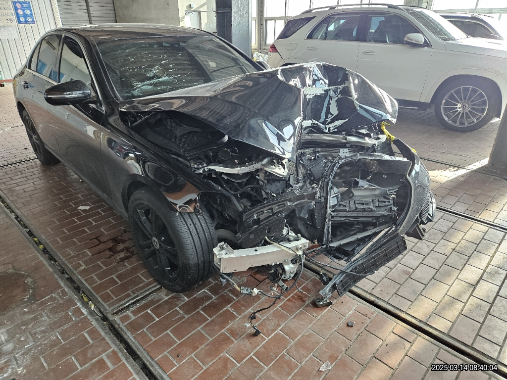2021 Mercedes-Benz E350 4MATIC, photograph 7