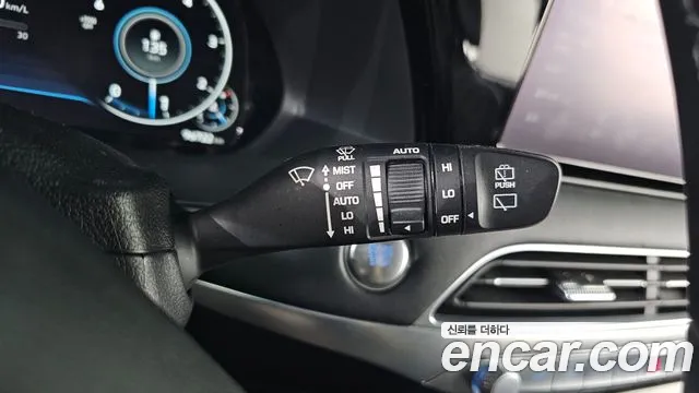 2020 Hyundai Palisade Diesel 2.2 2WD, photograph 3