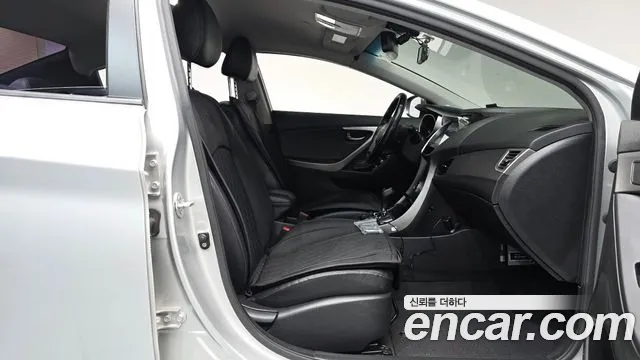 Hyundai AVANTE M16 GDI Avenue — photo 1 of 30