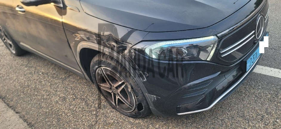 2023 Mercedes-Benz EQA250, photograph 2