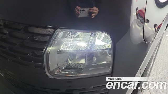 2022 Hyundai Staria Cargo 5-Seater, photograph 6