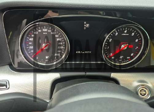 2017 Mercedes-Benz E200, photograph 4