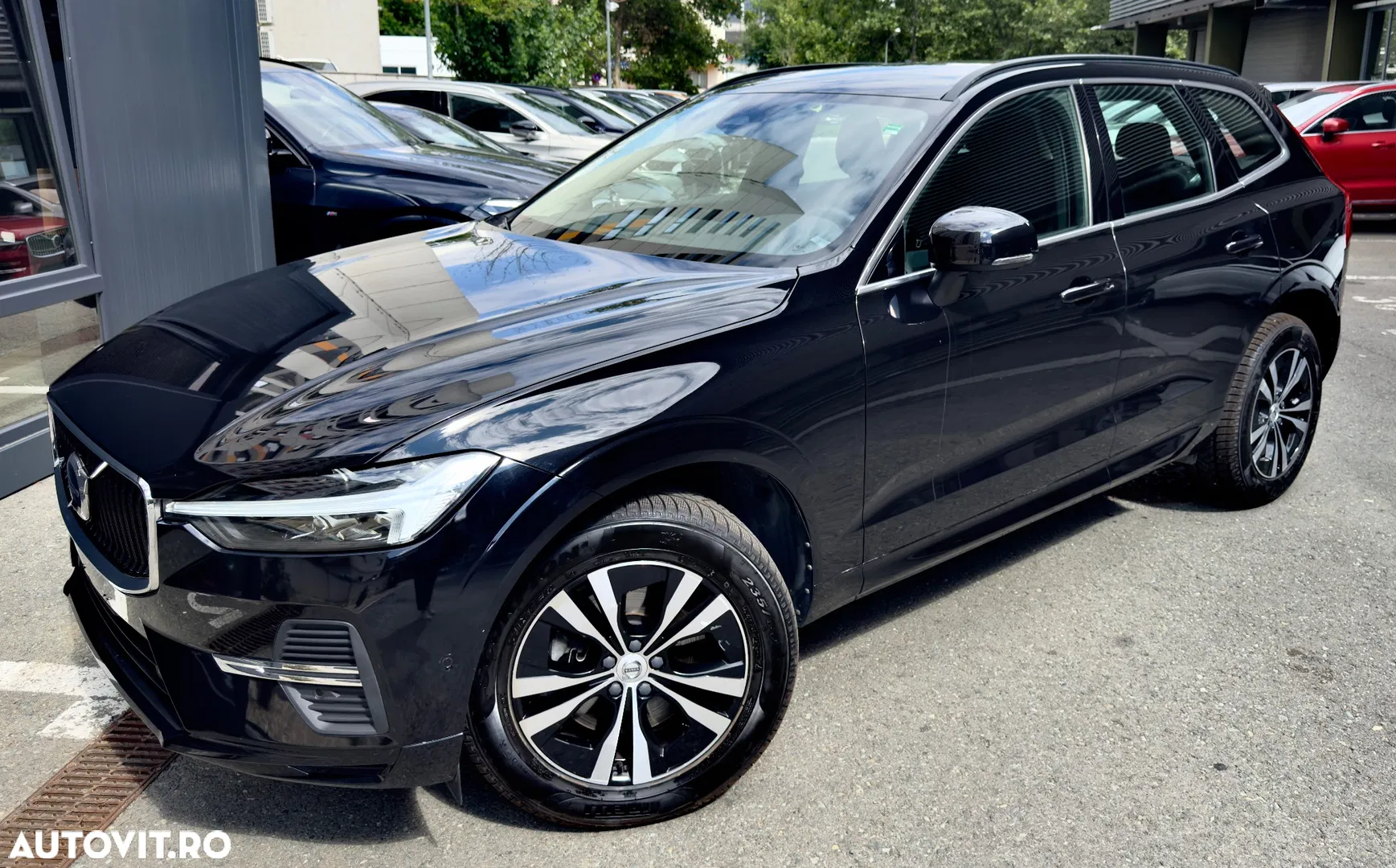 2022 Volvo XC 60 B4 MHEV AT AWD Plus Dark, photograph 1