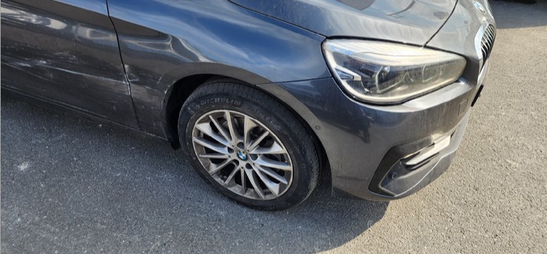 2020 BMW Active Tourer Luxury RDE, photograph 2
