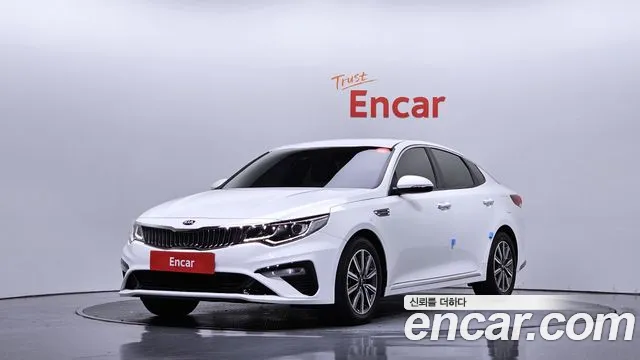 Kia K5 2.0 — photo 1 of 30