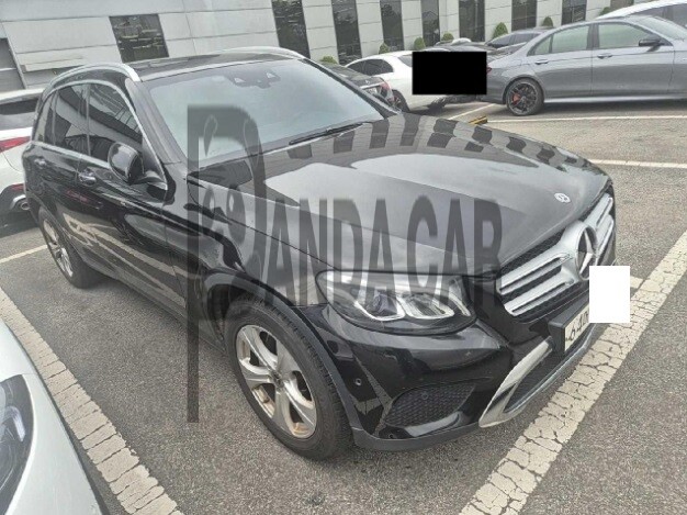2018 Mercedes-Benz GLC220 d 4Matic, photograph 5
