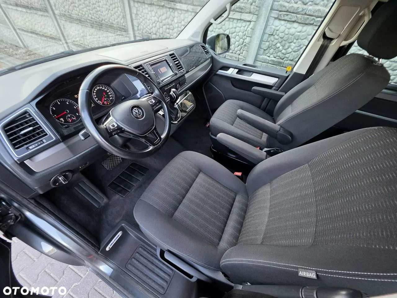 2018 Volkswagen Multivan 2.0 TDI L1 Comfortline DSG, photograph 11