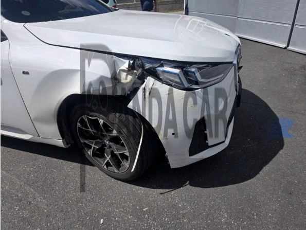 2025 BMW X3 20 xDrive, photograph 2