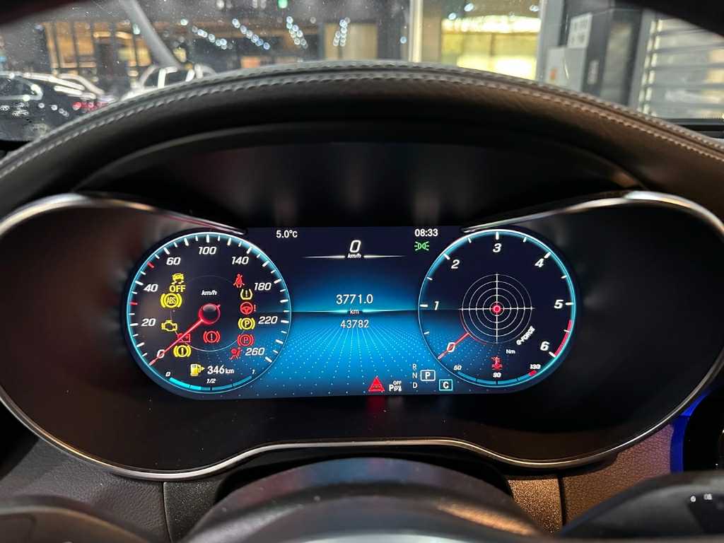 2022 Mercedes-Benz GLC220 d 4MATIC, photograph 3