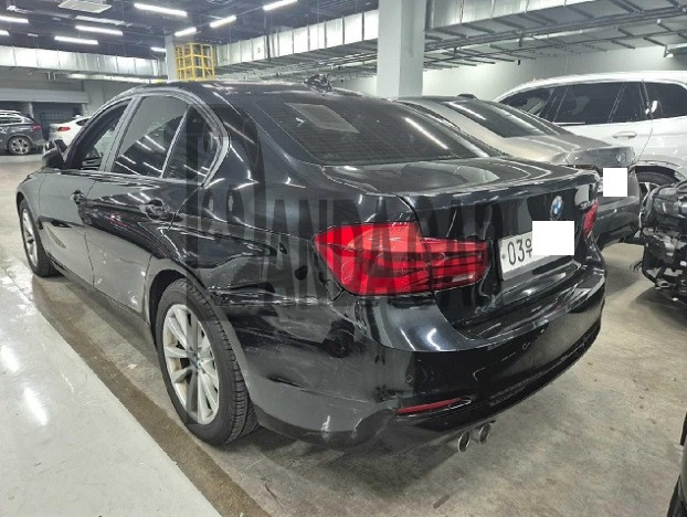 2017 BMW 320d, photograph 3