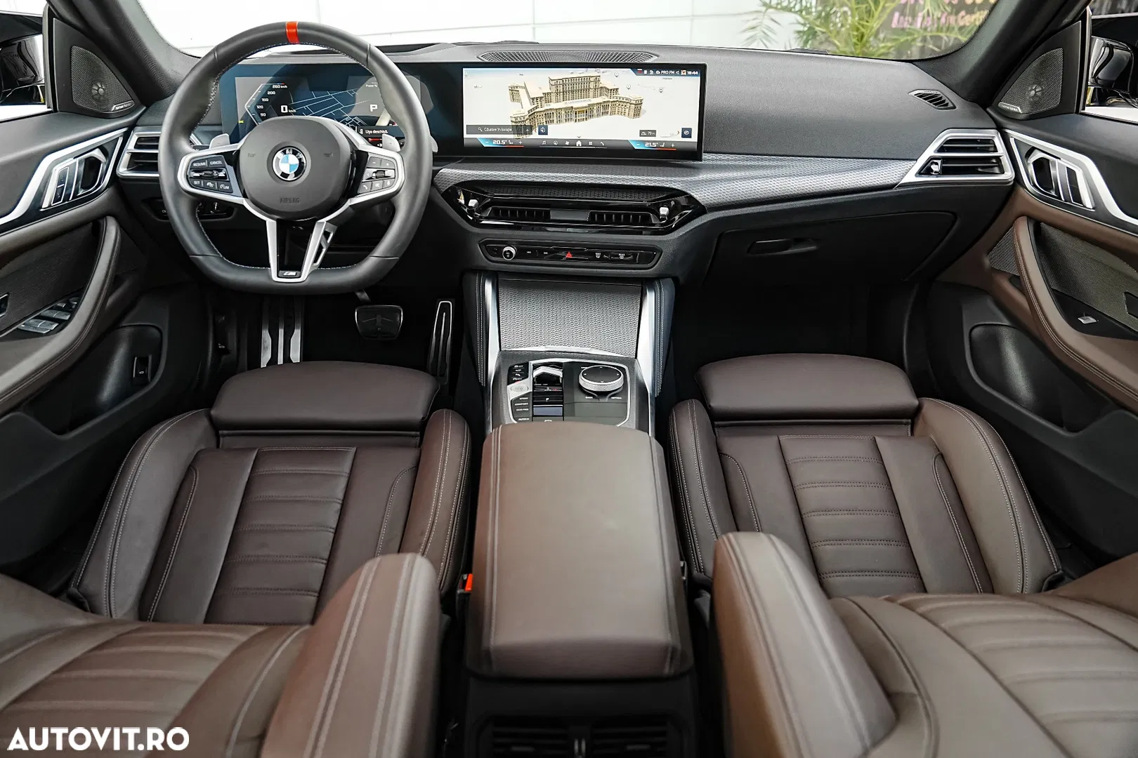 2025 BMW M4 M440i, photograph 8
