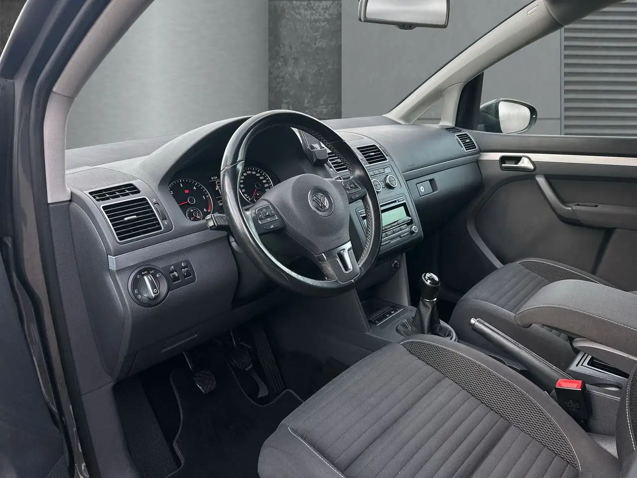 2014 Volkswagen Touran Cup 2.0 TDI 7-SITZER, photograph 9
