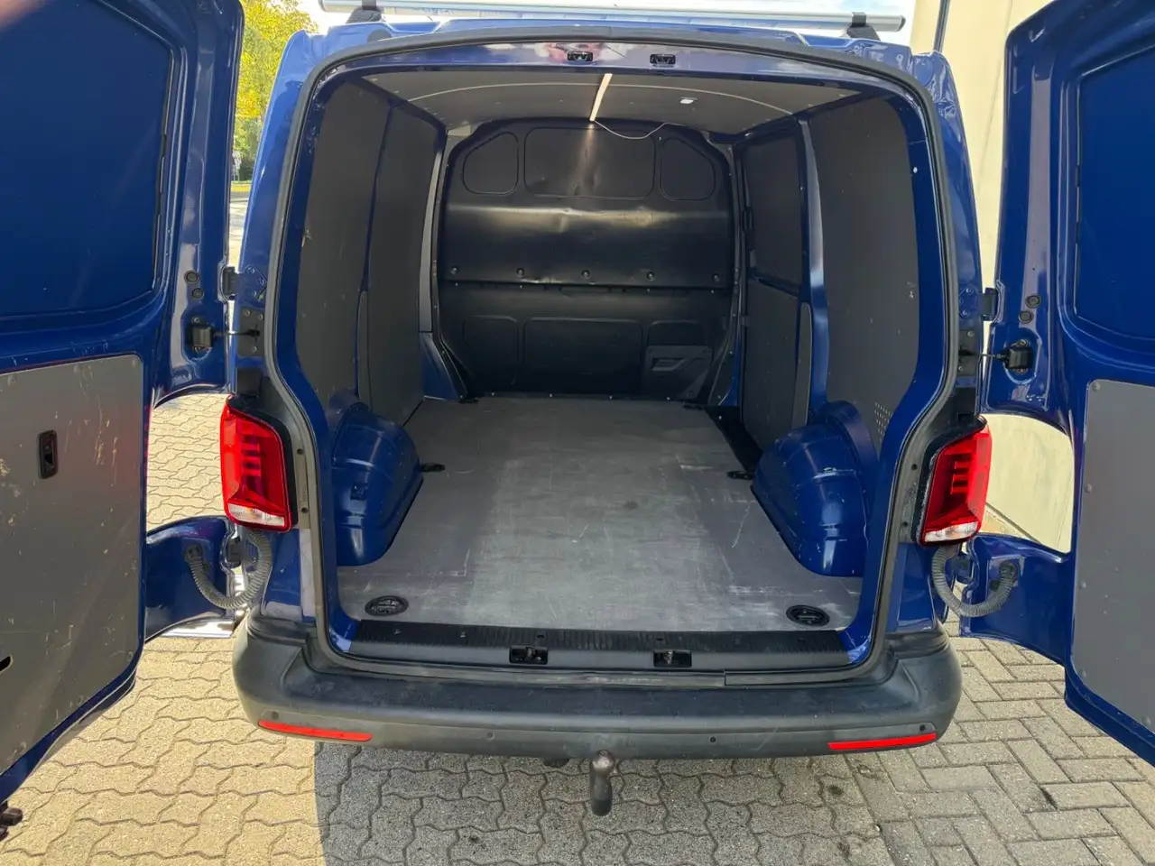 2020 Volkswagen T6 Transporter T6.1 Transporter TDI DSG KASTEN 110kW AHK PDC, photograph 6