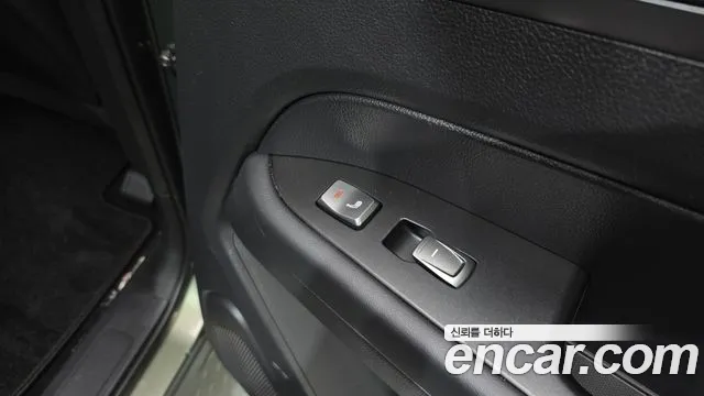 2022 KG_Mobility_Ssangyong Rexton Diesel 2.2 4WD, photograph 2