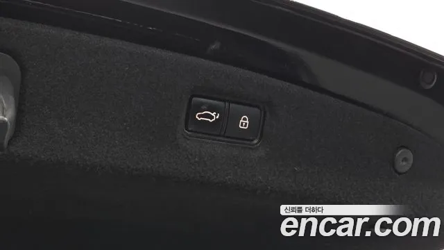 2020 Genesis G90 3.8 AWD, photograph 6