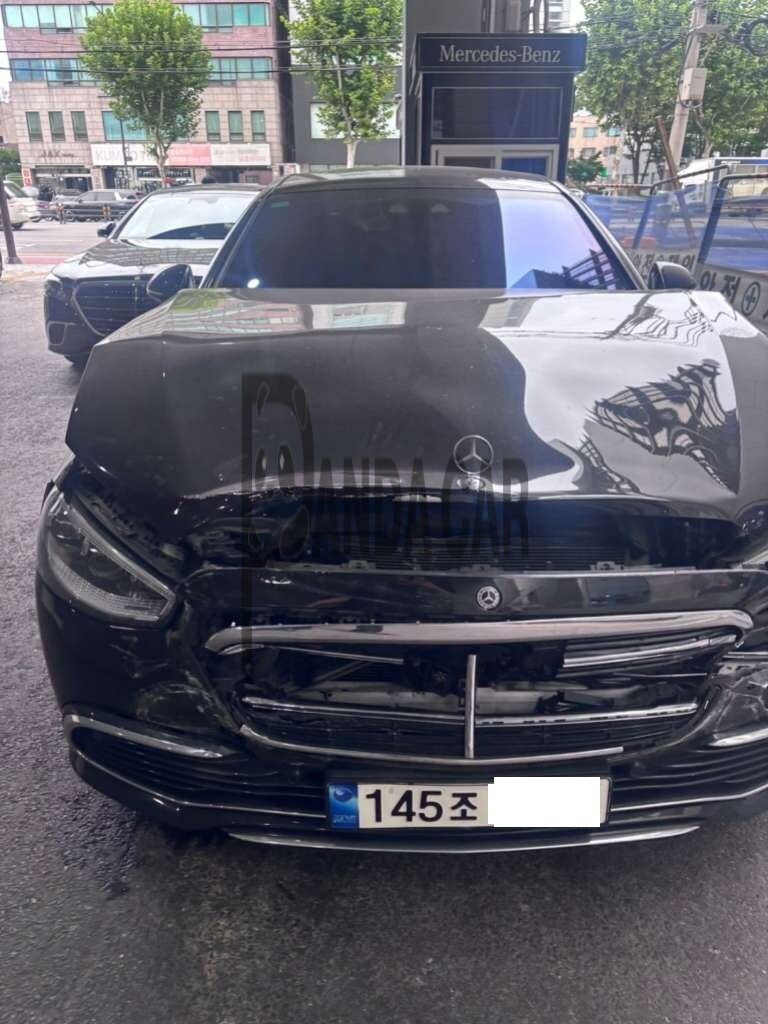 2022 Mercedes-Benz S580 4MATIC, photograph 1