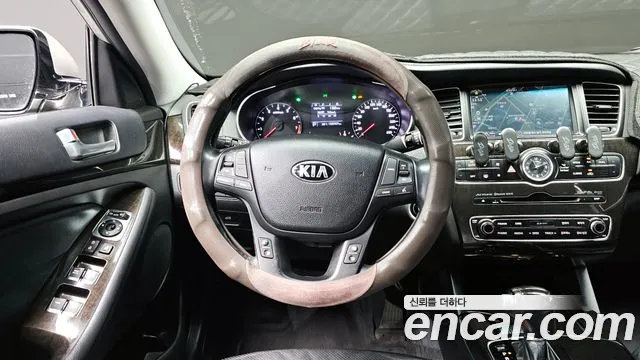 Kia K7 2.4 GDI Prestige — photo 1 of 20