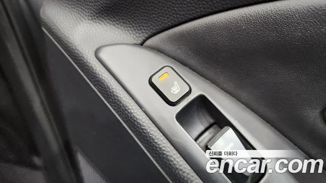 2011 Hyundai Tucson Diesel 2WD LX20, photograph 6