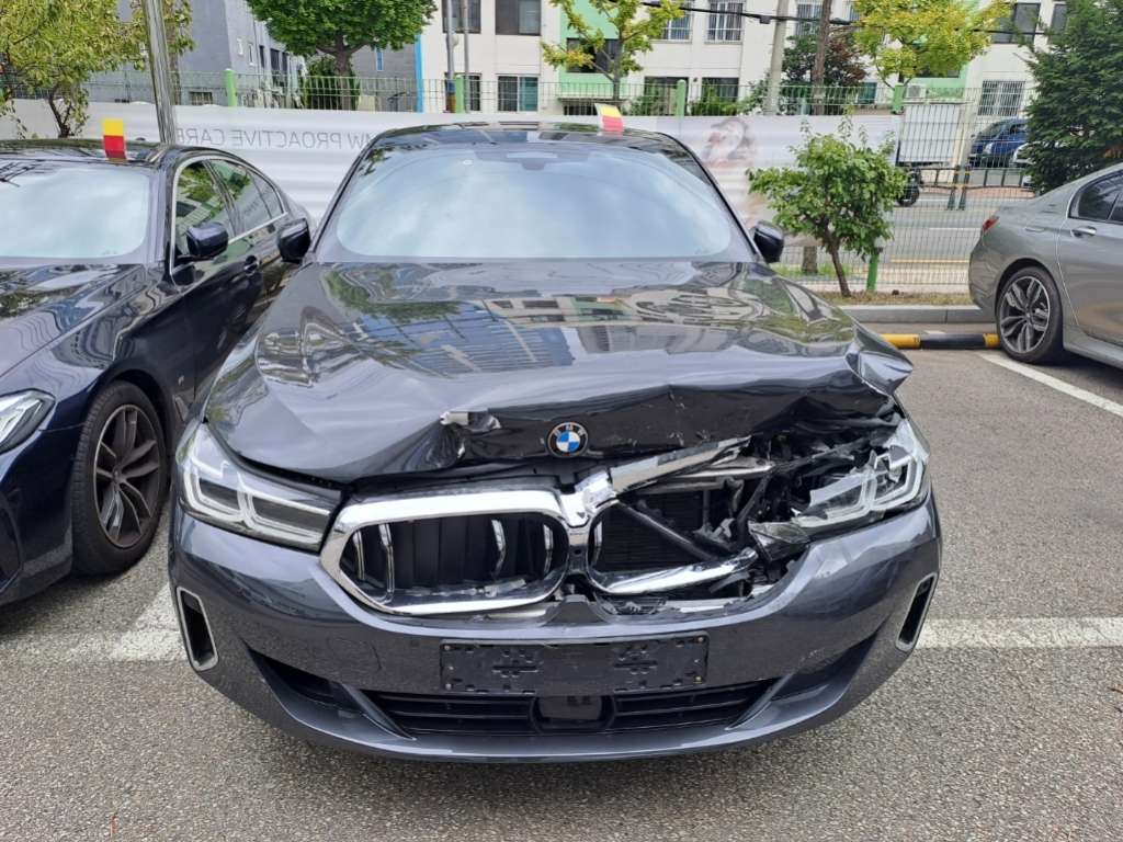 2021 BMW 630i xDrive, photograph 4