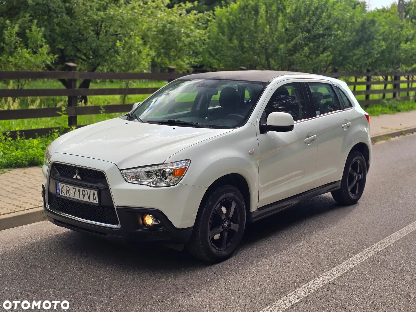 2013 Mitsubishi ASX 1.6 ClearTec 2WD Diamant Edition+, photograph 9