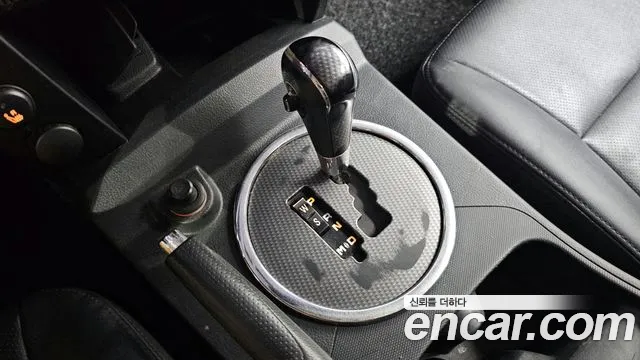 2015 KG_Mobility_Ssangyong KORANDO CX7 4WD, photograph 1