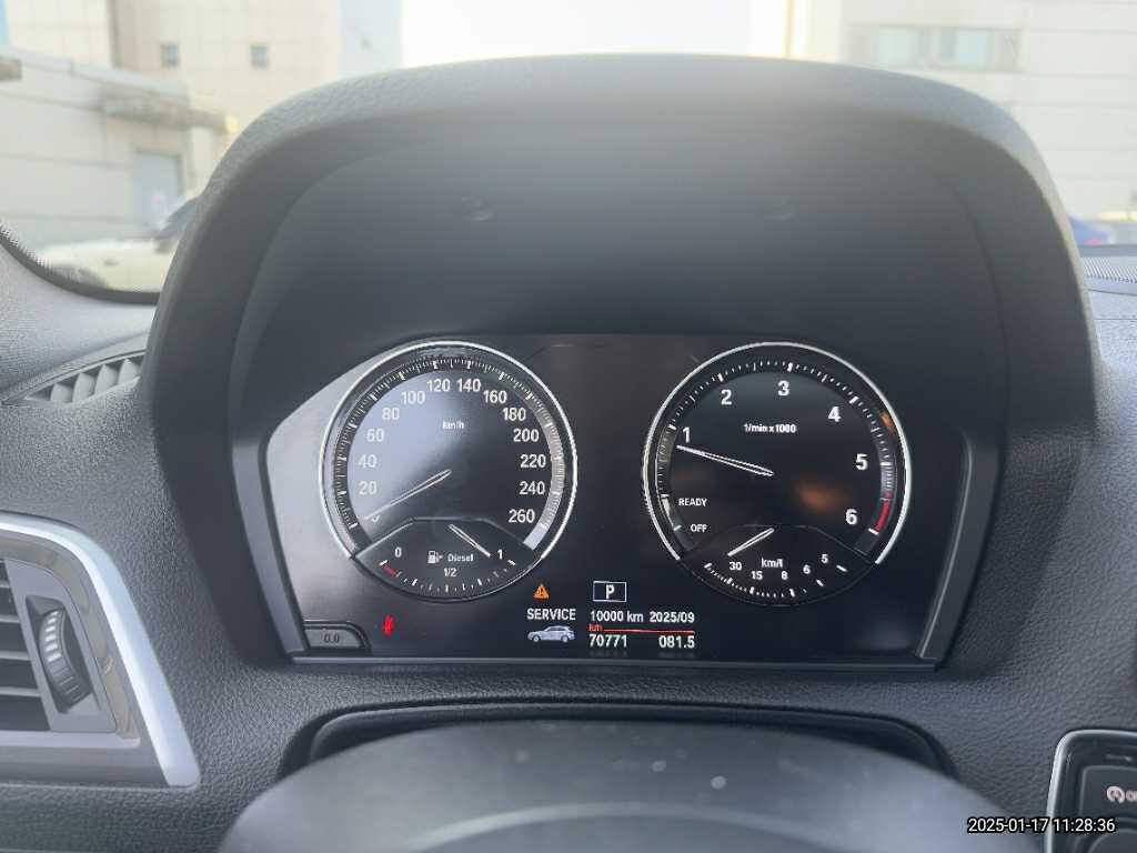 2019 BMW 118d Sport WLTP, photograph 3