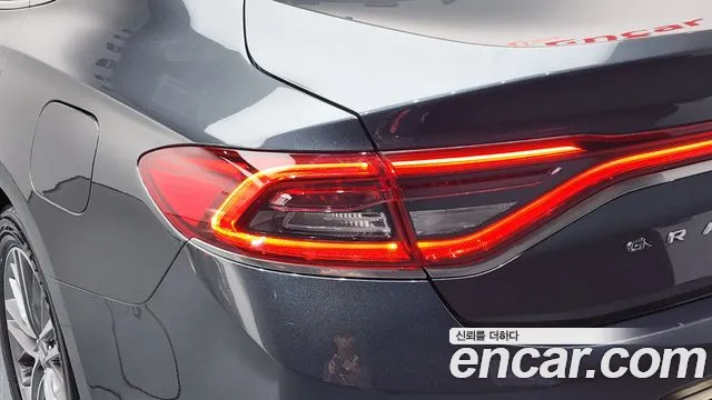 2019 Hyundai Grandeur 2.4 Premium, photograph 1