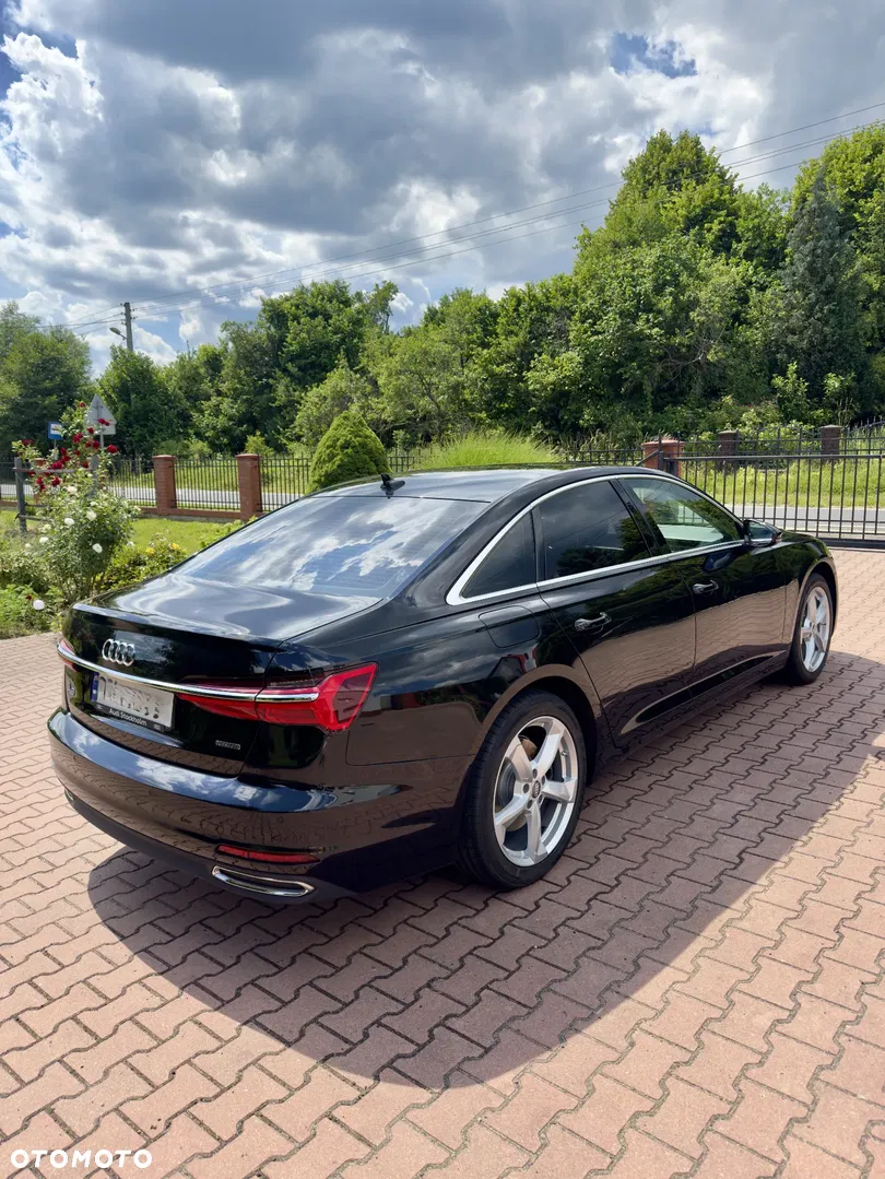 2019 Audi A6 Limousine 45 TFSI quattro S tronic sport, photograph 2
