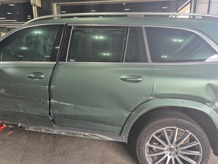 2022 Mercedes-Benz GLS580 4MATIC, photograph 9