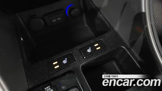 Hyundai Sonata LPI Smart — photo 1 of 31