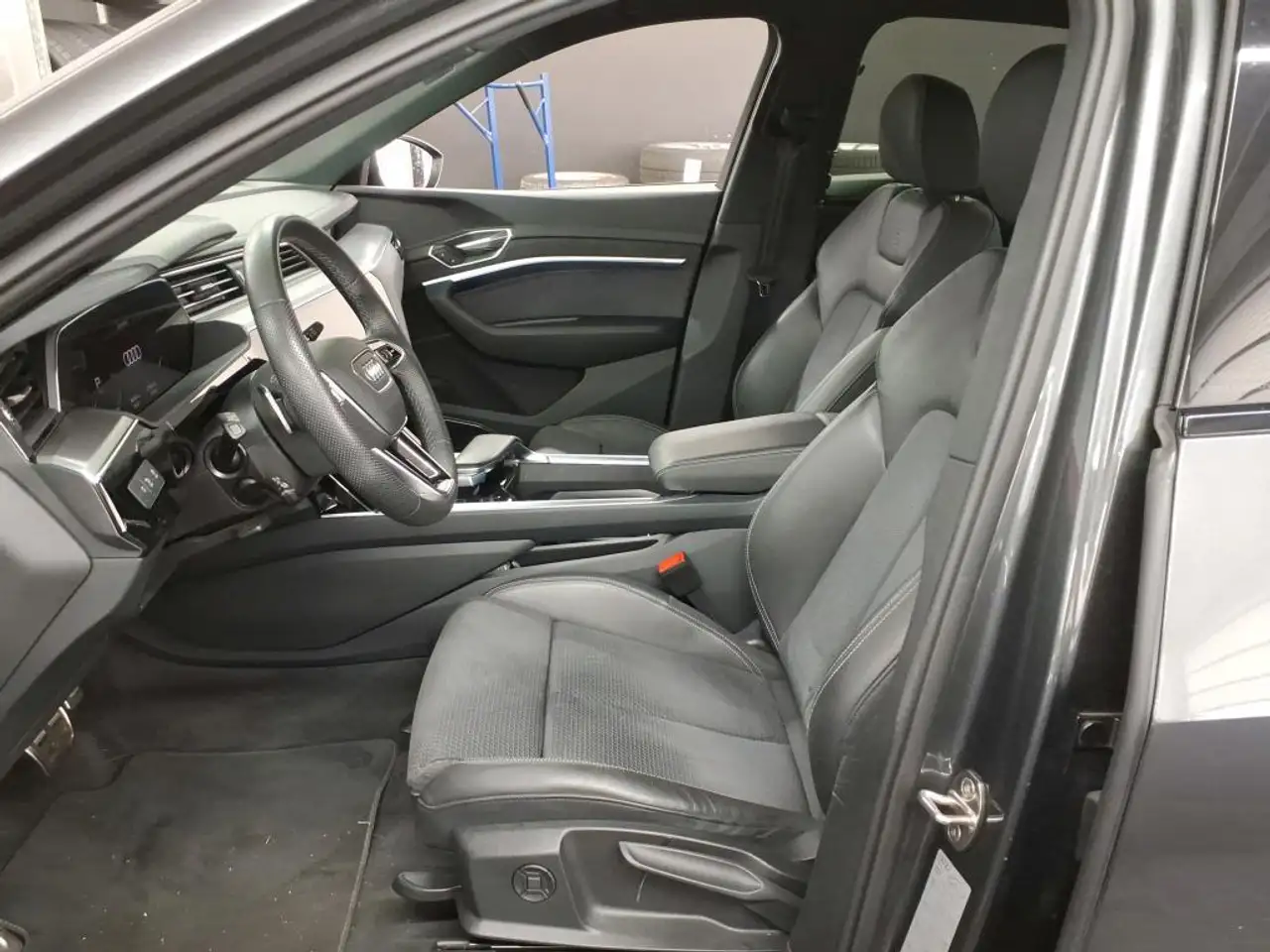 2023 Audi Q8 e-tron Sportback 55 2x S line ACC AHK HuD B&O, photograph 9