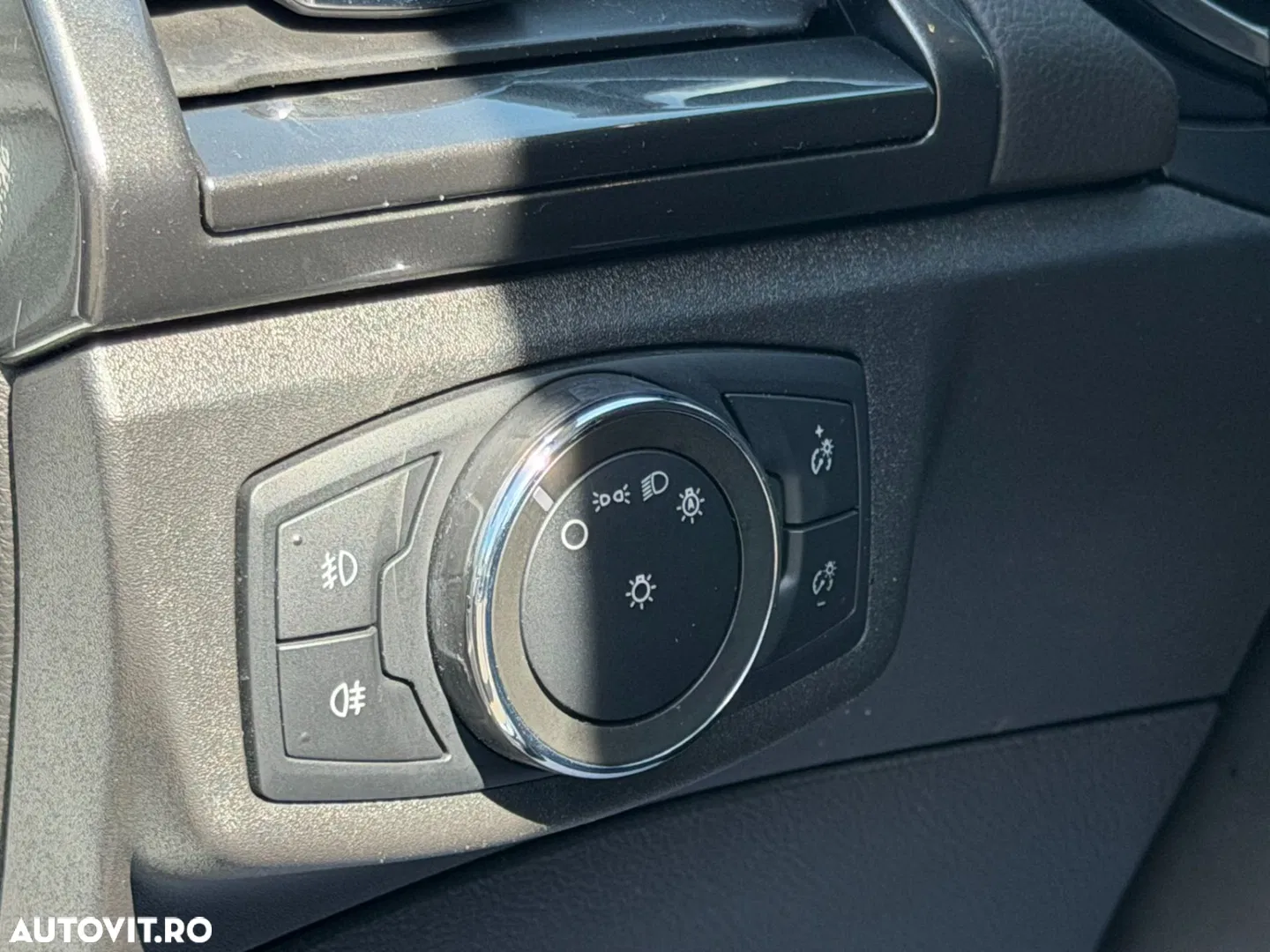 2022 Ford Mondeo 2.0 HEV Titanium, photograph 10