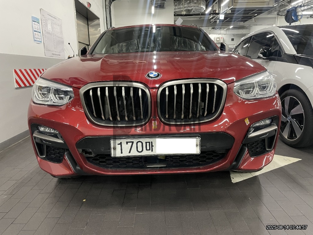 2020 BMW X4 M40d, photograph 1